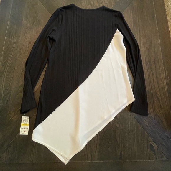 Bar III Black and White Asymmetrical Top Medium - Picture 5 of 5